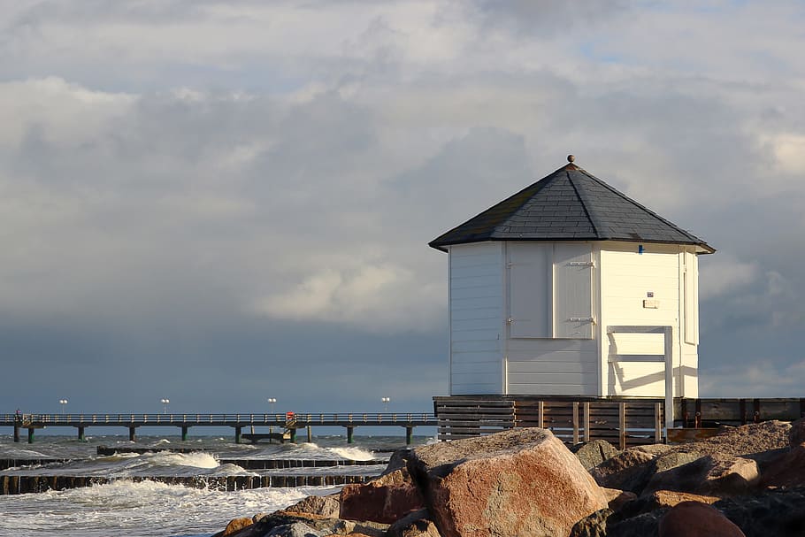 Baltic Sea, Sea, Beach, Holiday, sky, water, cottage, lighthouse HD wallpaper