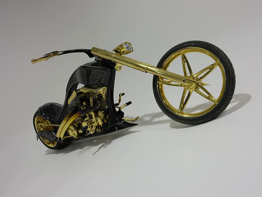 custom, harley davidson, motorcycle, chopper, studio shot, indoors HD wallpaper