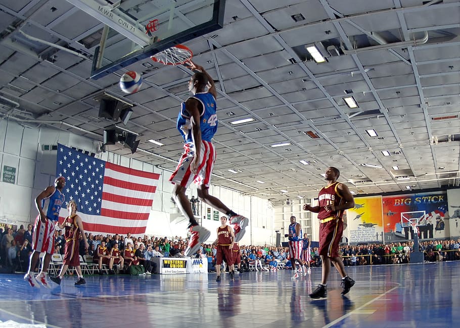 photo of man dunking ball, basketball, harlem globetrotters, famous, HD wallpaper
