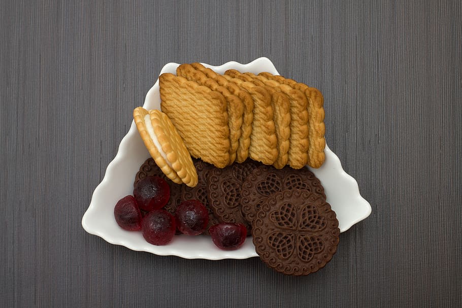 food, biscuits, bake, bread, spread, vanilla, plate, table HD wallpaper