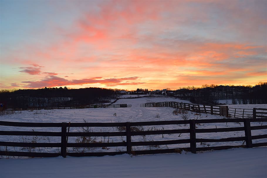 sunrise, ranch, winter, snow, fence, farm, sky, clouds, field HD wallpaper