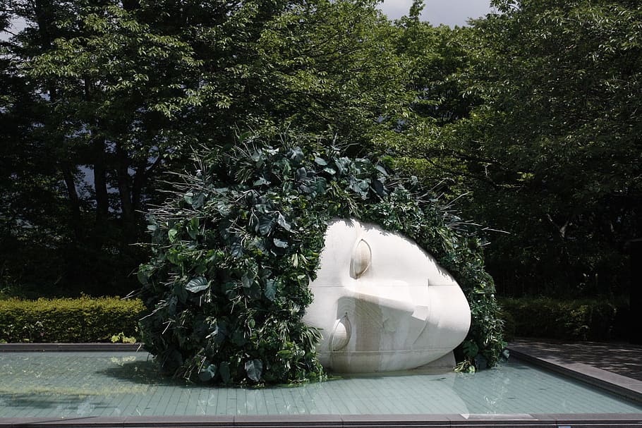 Head, Statue, Japan, Walk, park, art, vacation, nature, green HD wallpaper
