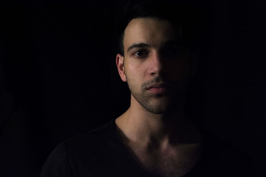 man wearing black shirt, people, dark, beard, sideburns, portrait HD wallpaper