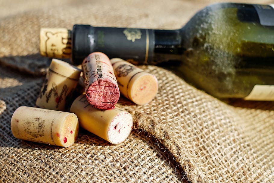 five brown wooden wine bottle lids, cork, wine corks, closures HD wallpaper
