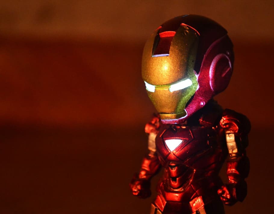 closeup photography of Iron Man action figure, Robotic, Superhero