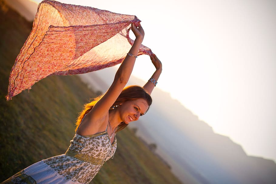 woman wearing blue and white dress holding brown scarf, happy HD wallpaper