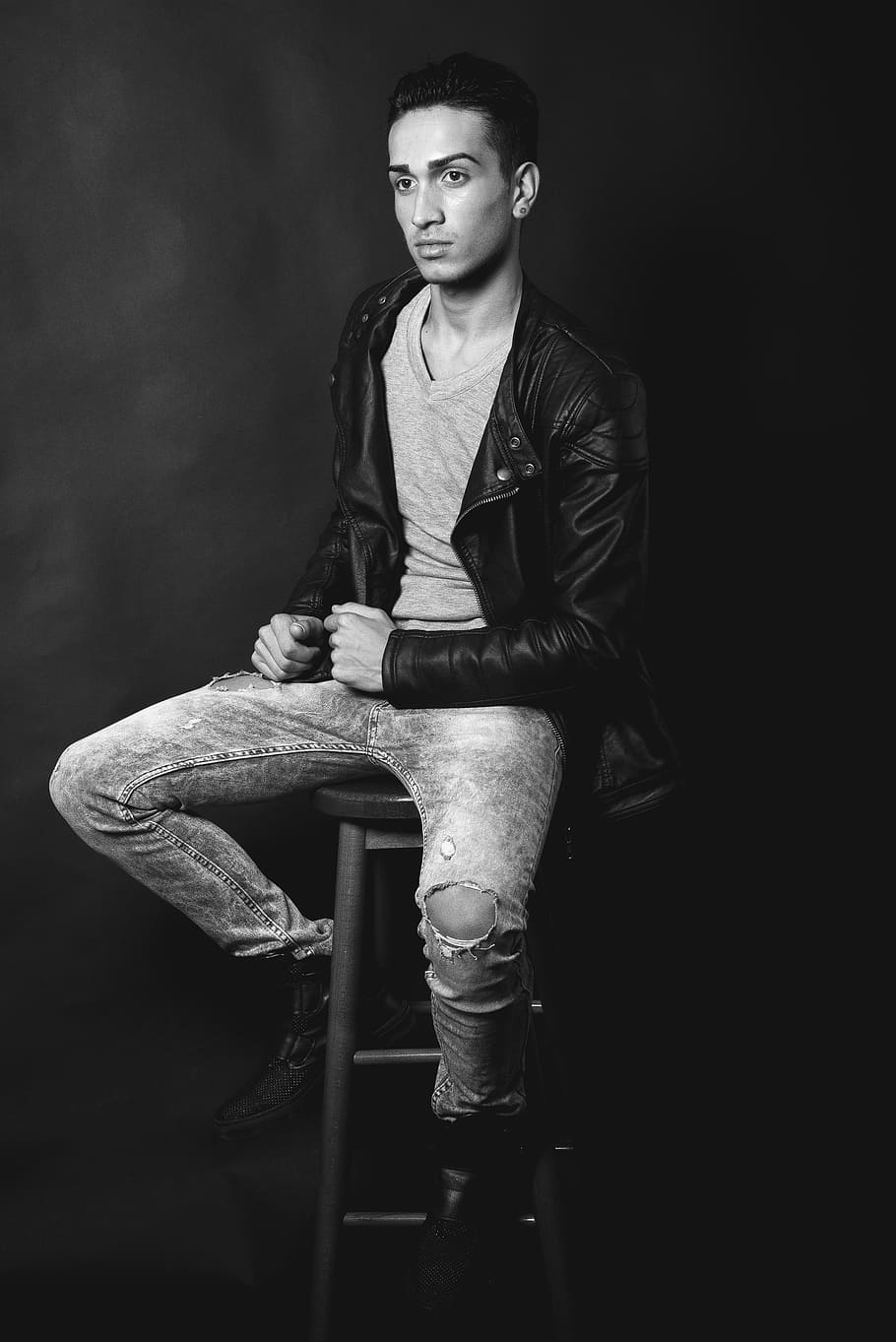 model, white, black, man, person, chair, black and white, young adult HD wallpaper