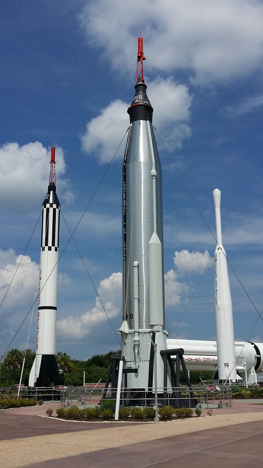 several commemorative rockets during daytime, space, technology HD wallpaper