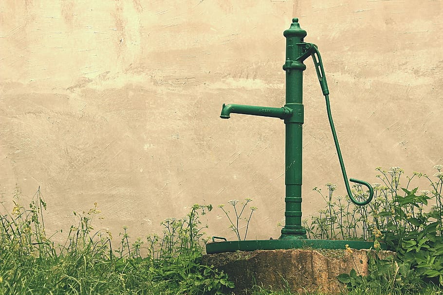 green hand pump surrounded by green grass, water, old man, well HD wallpaper