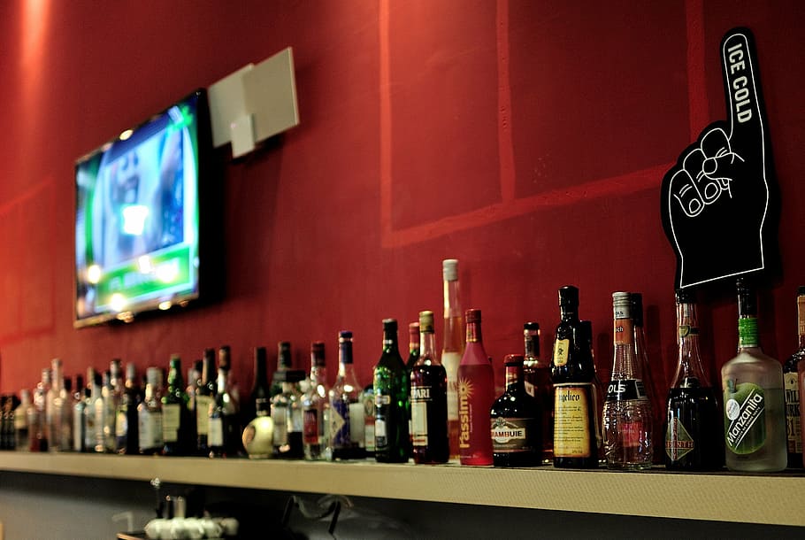 restaurant, restaurant atmosphere, bar, alcohol, bottle, drink HD wallpaper