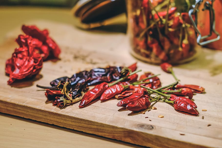 red chili on brown wooden chopping board, pepper, food, spice, HD wallpaper