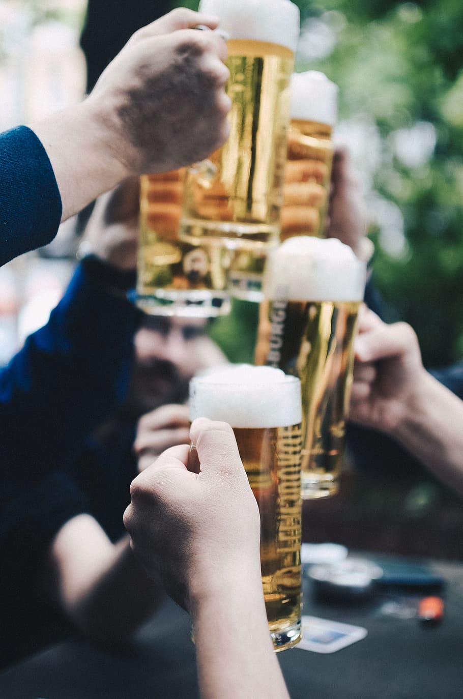 people holding up beer tankers, cold, drinks, beverage, hands HD wallpaper