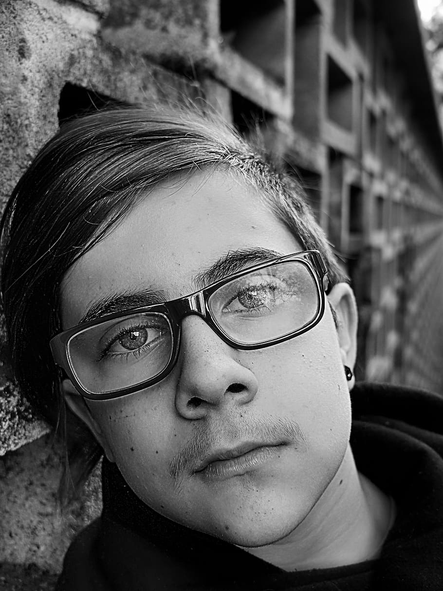 Portrait, Face, guy, look, eyeglasses, looking at camera, one person HD wallpaper