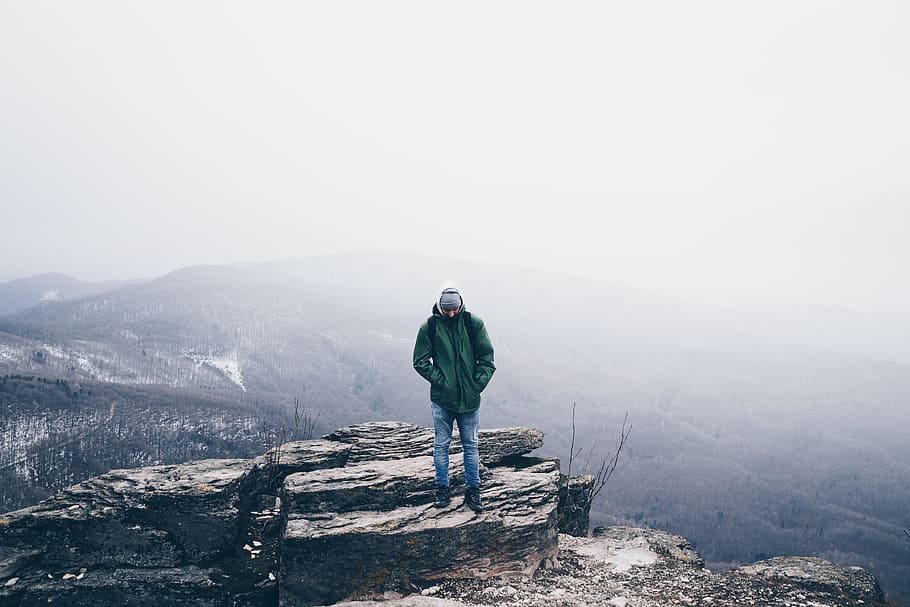 guy, a man, mountain, adventure, trip, photo, light, one person HD wallpaper
