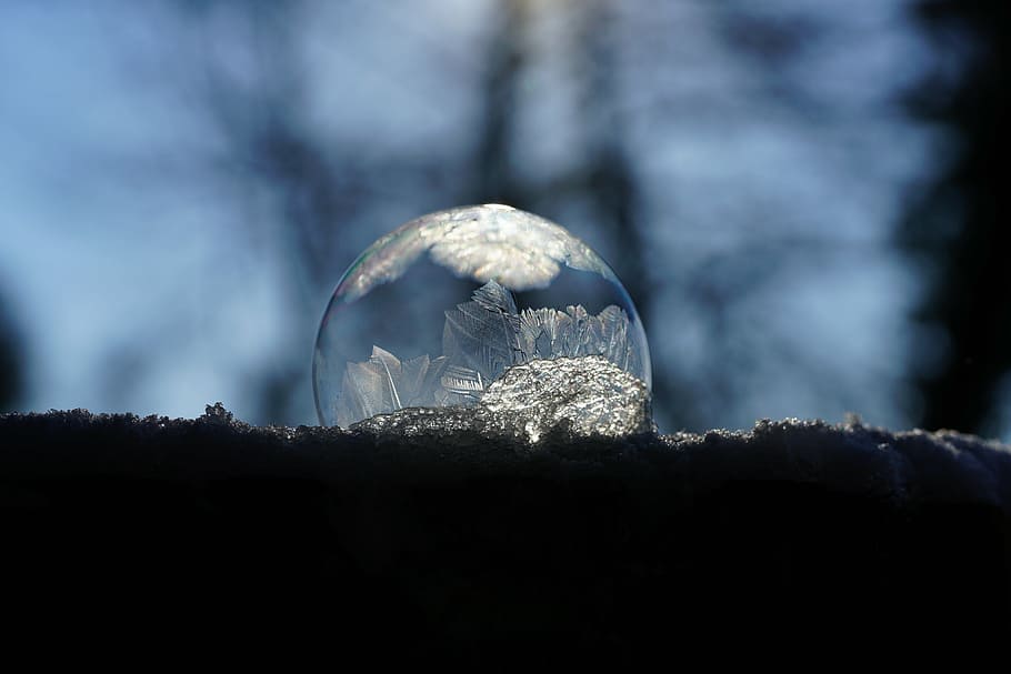 close-up photo of round iced water drop, soap bubble, crystals HD wallpaper