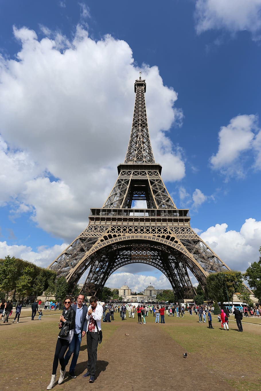 eiffel tower, paris, landmark, architecture, group of people HD wallpaper