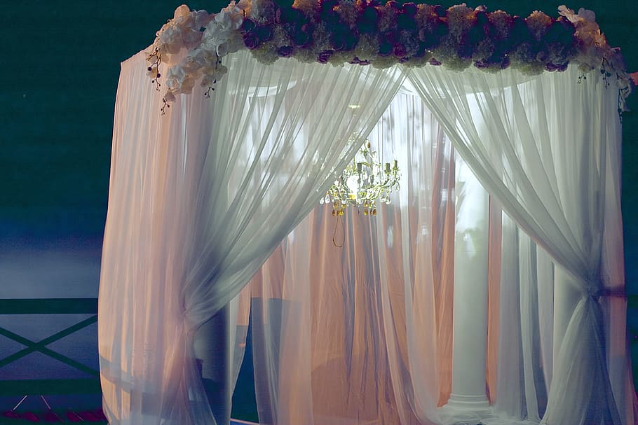selective focus photographed of white sheer drape curtain, chandelier HD wallpaper