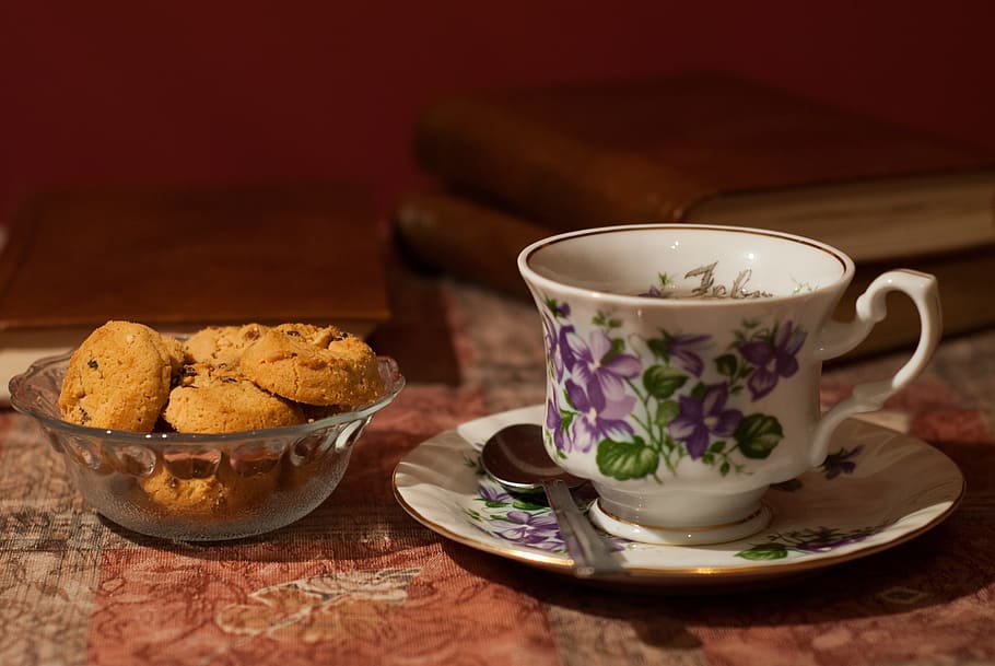 white and purple floral ceramic tea cup, Cookies, Tea Time HD wallpaper