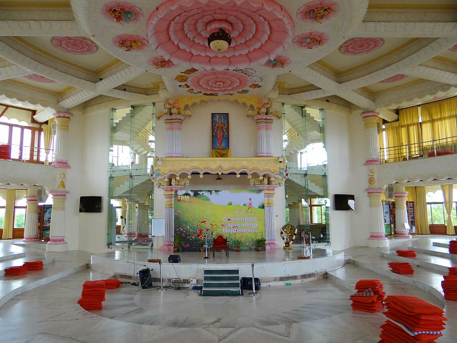 art of living, international center, meditation hall, interior