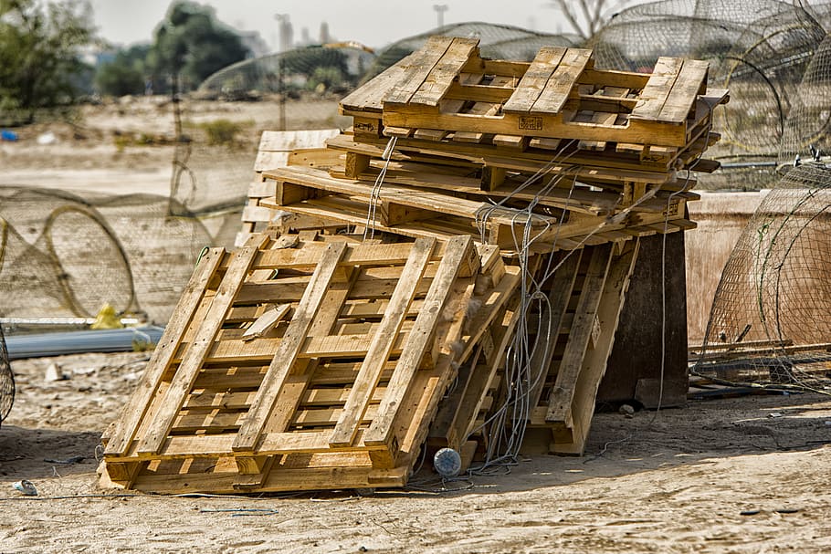 Brown Wooden Pallets, abandoned, broken, daylight, dirty, factory HD wallpaper