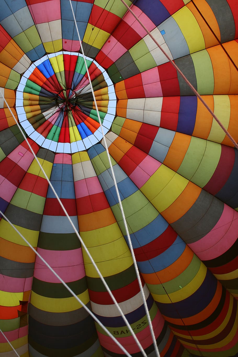 balloon, ropes, cables, connection, high, bright, connected HD wallpaper