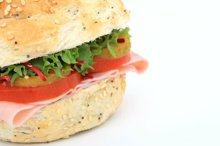 burger with bacon strips, tomato, and lettuce, bread, brown HD wallpaper