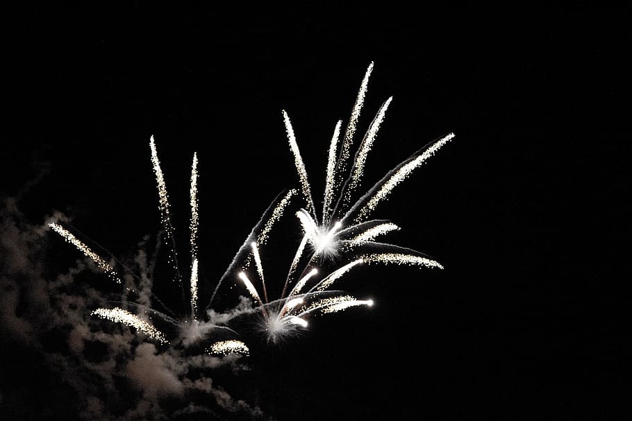 fireworks, Sylvester, Rocket, Lights, night, explosion, new year's day HD wallpaper
