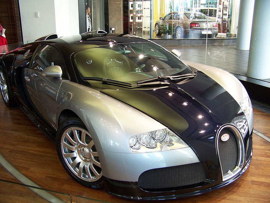 silver and blue Bugatti Veyron parked inside building, car, fast car, HD wallpaper