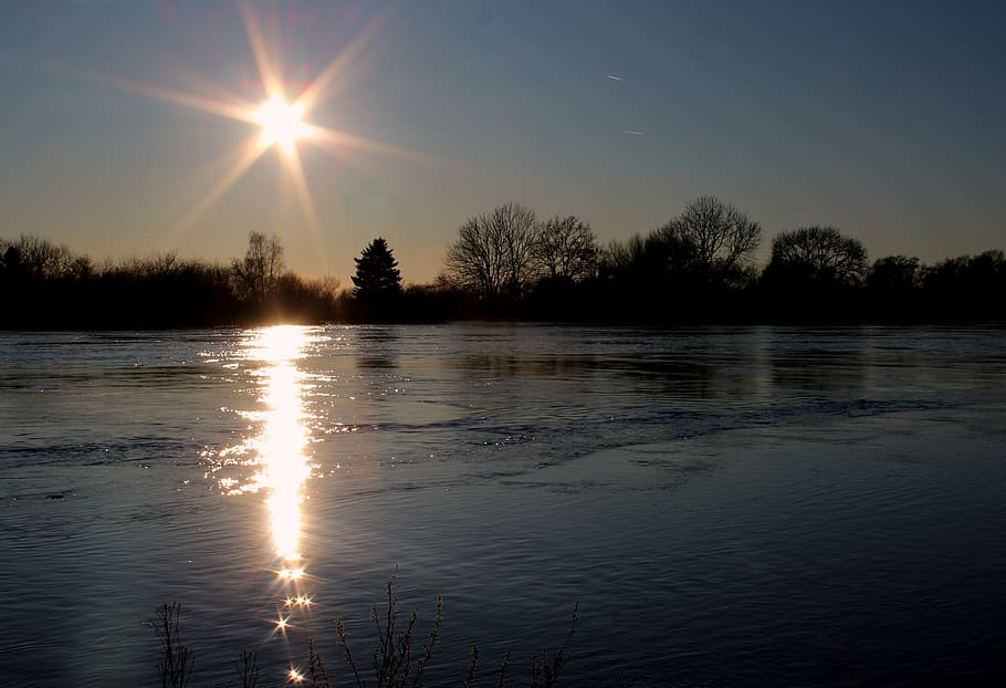 sunset, dawn, dusk, reflection, sonnenstern, sunbeam, water HD wallpaper