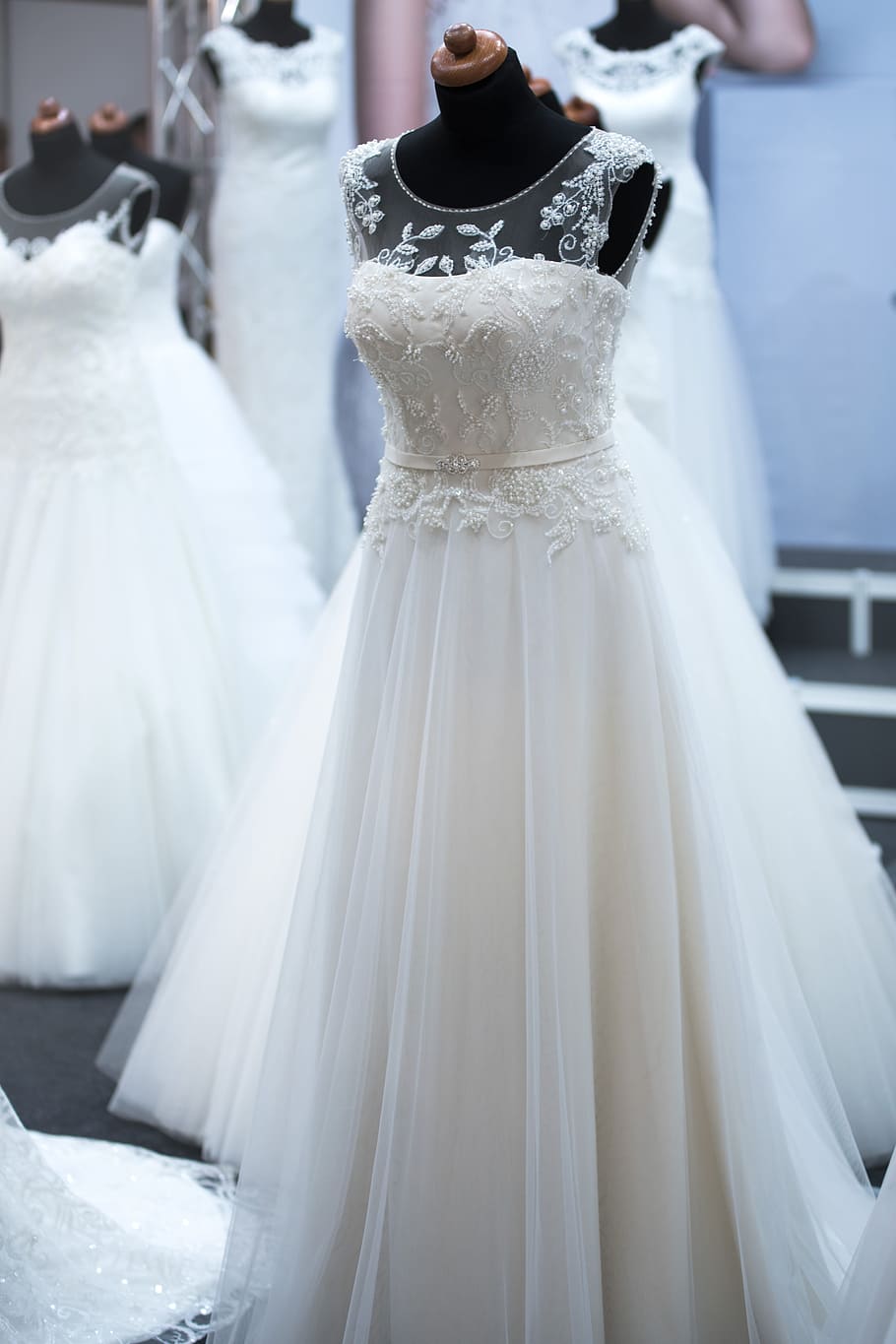 Sexy Wedding Dresses & Gowns - Largest Selection - Kleinfeld | Kleinfeld  Bridal