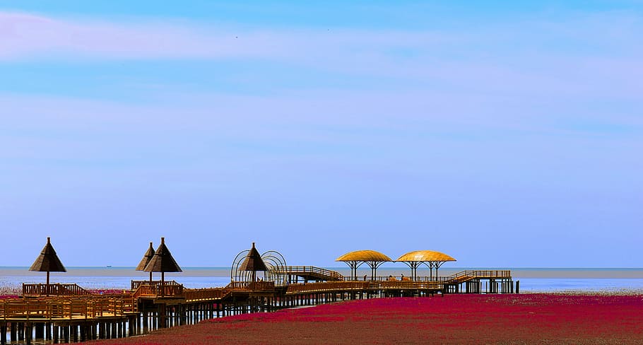 red beach, sea, architecture, built structure, sky, water, building exterior HD wallpaper