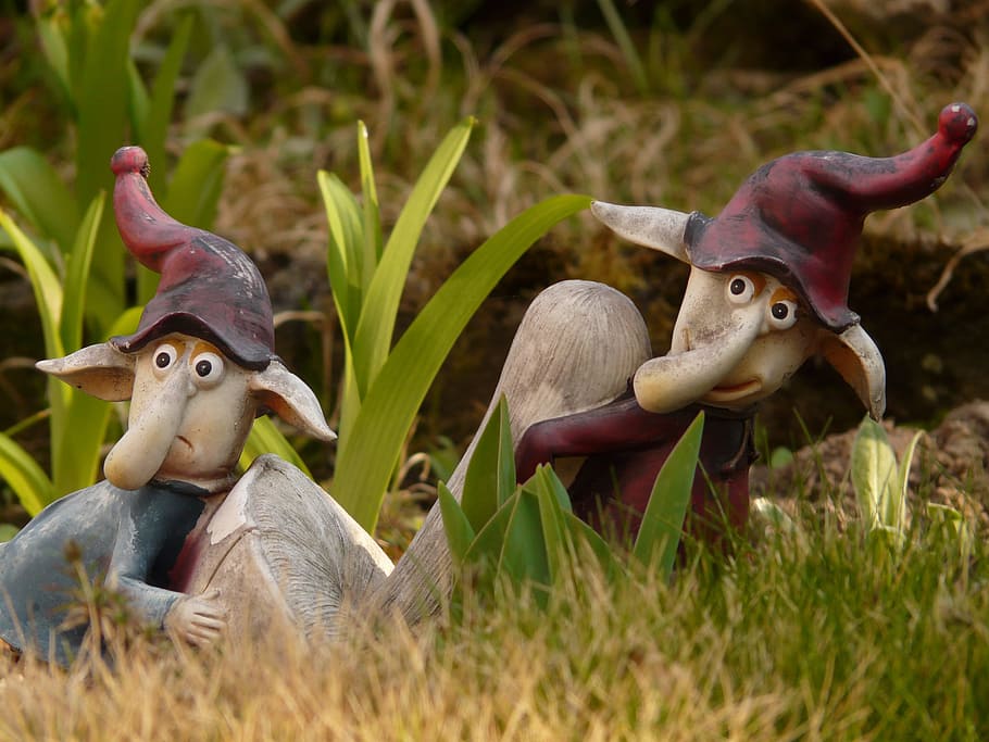 two red and blue gnomes, dwarfs, imp, garden gnome, creatures HD wallpaper