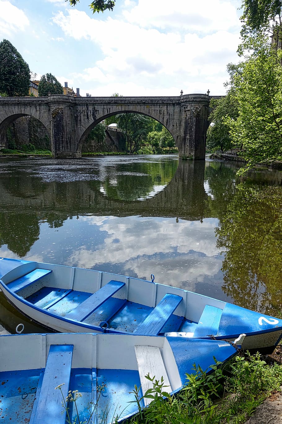 boats, reflection, blue, river, village, vessels, nautical HD wallpaper