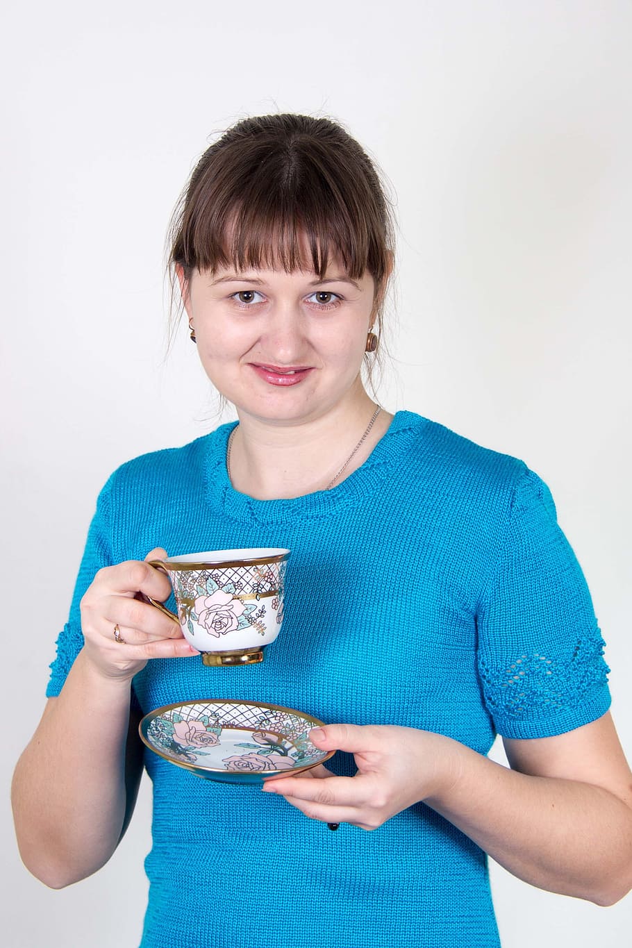 girl, drinking, tea, white, background, cup, healthy, cups HD wallpaper