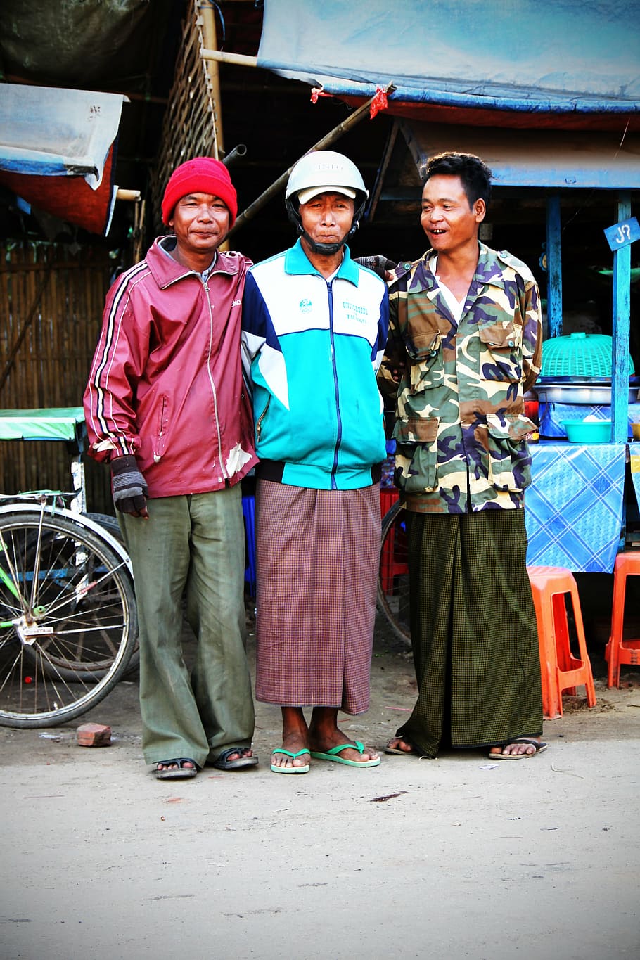 three join, join three funny, men, curious, face, people, cultures HD wallpaper