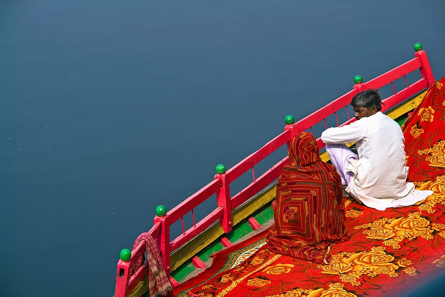 man sitting in front of sea, river, water, boat, summer, travel HD wallpaper