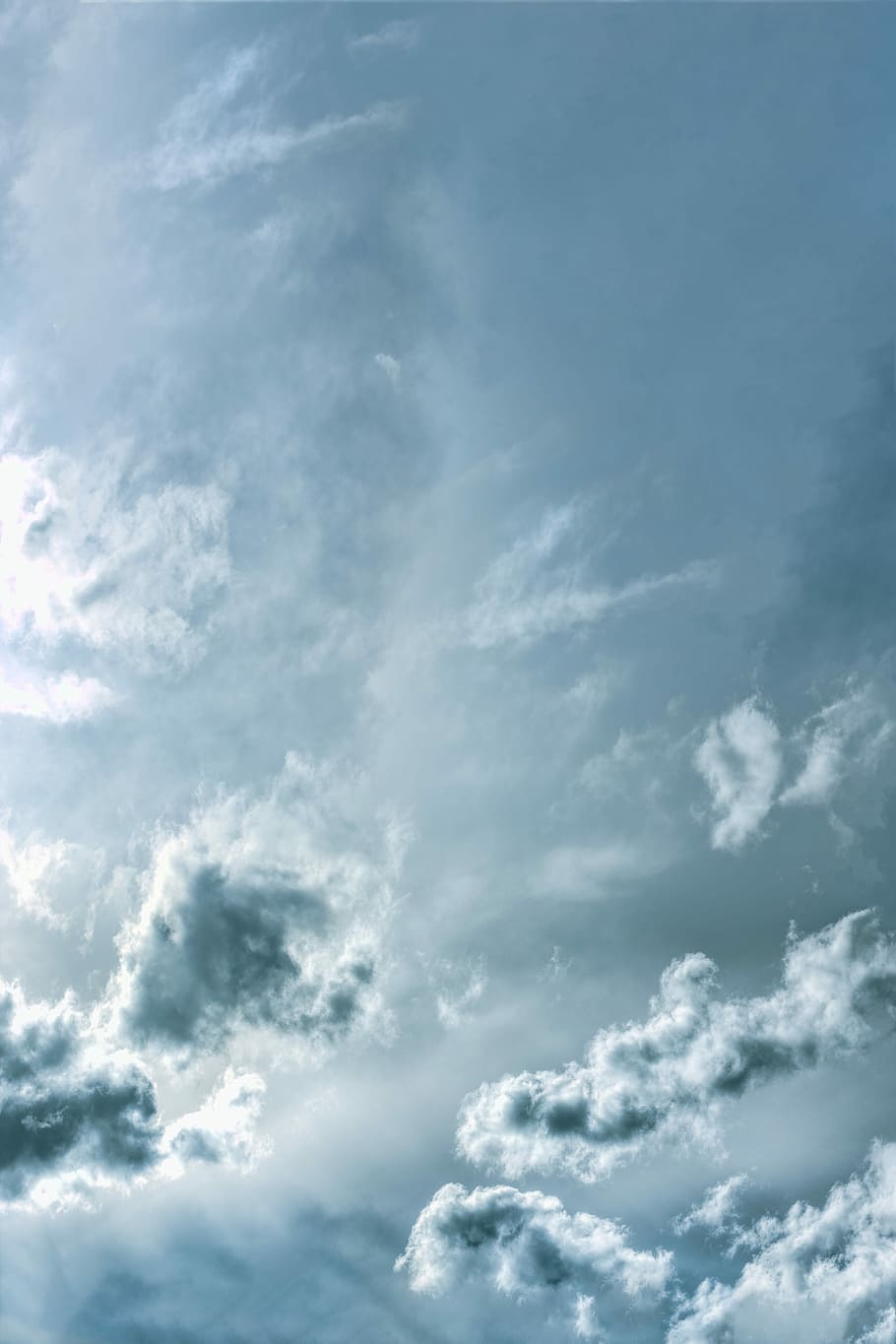 white and grey cloudy sky, white and gray cloudy sky, blue, sun HD wallpaper