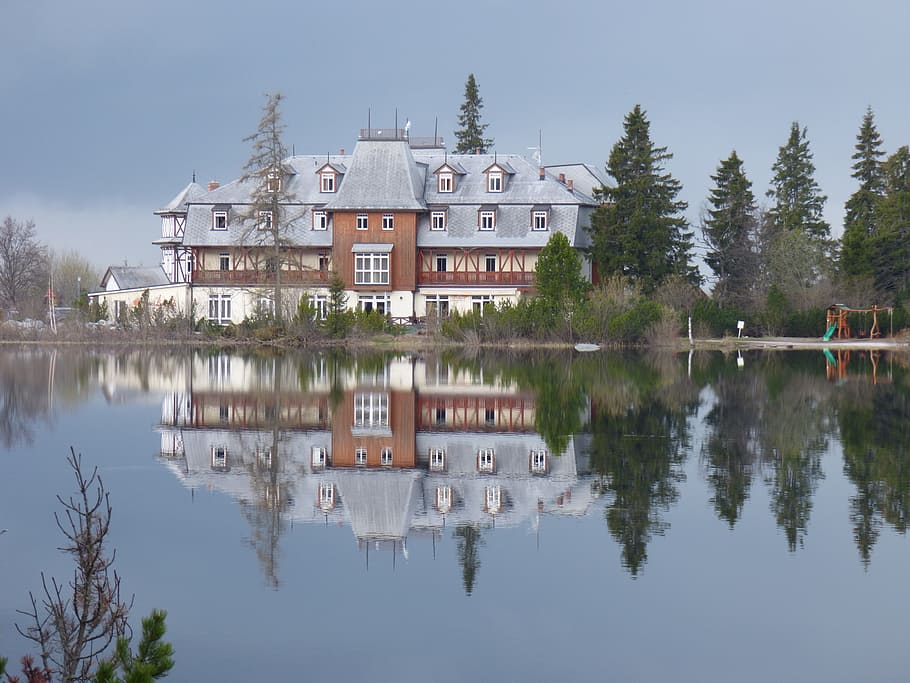 House, Lake, Reflection, Water, Slovakia, nature, vysoké tatry HD wallpaper