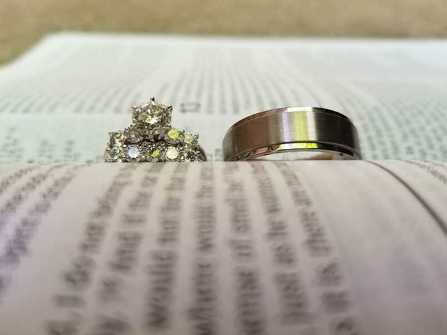 two silver-colored rings on open book, Wedding, Rings, Bible, HD wallpaper
