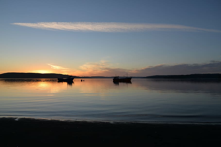 sunset, sea, sky, clouds, boats, fishing, chiloé, queilén HD wallpaper