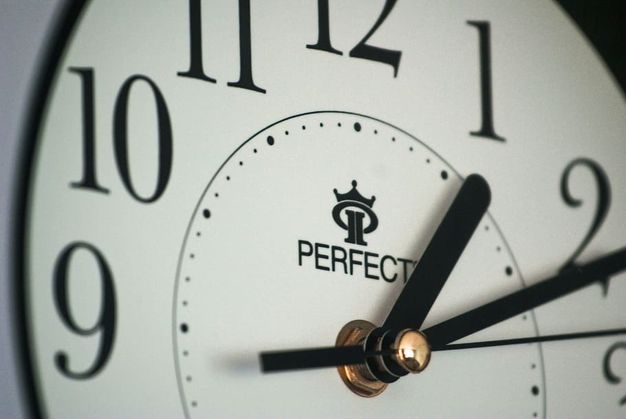white and black Perfect analog clock displaying 1:11, macro HD wallpaper