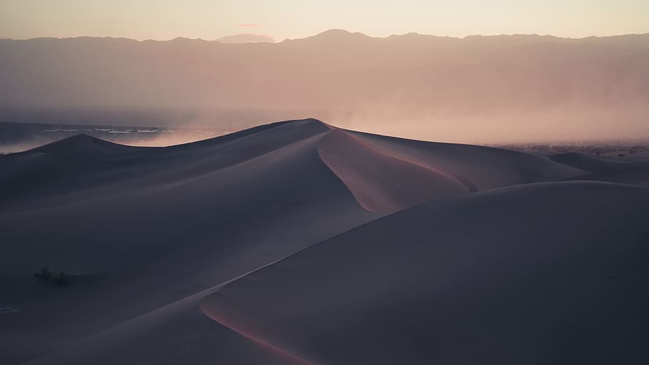 photo of brown desert, photo of white sand mountains, landscape photography