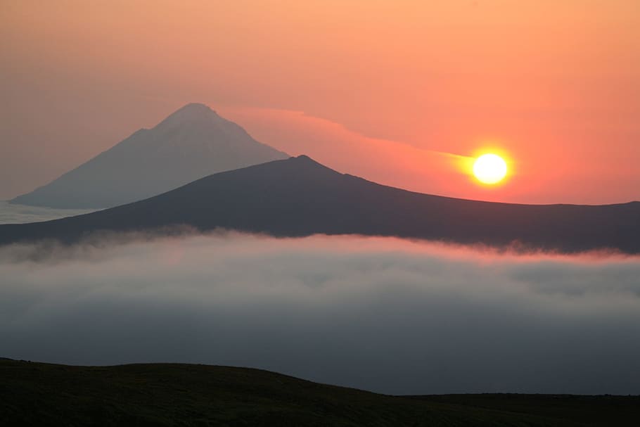 volcano, sunset, evening, mountains, kamchatka, peninsula, landscape HD wallpaper