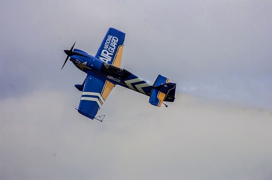 blue, high, fast, loud, smoke, winston salem, airshow, big HD wallpaper