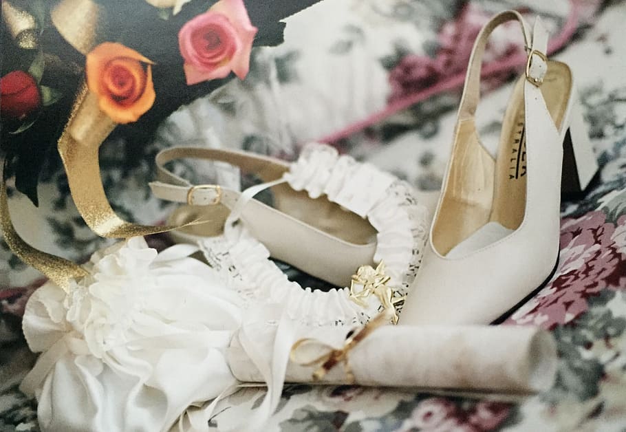 women's white leather heels, wedding, bridal, things, fashion HD wallpaper
