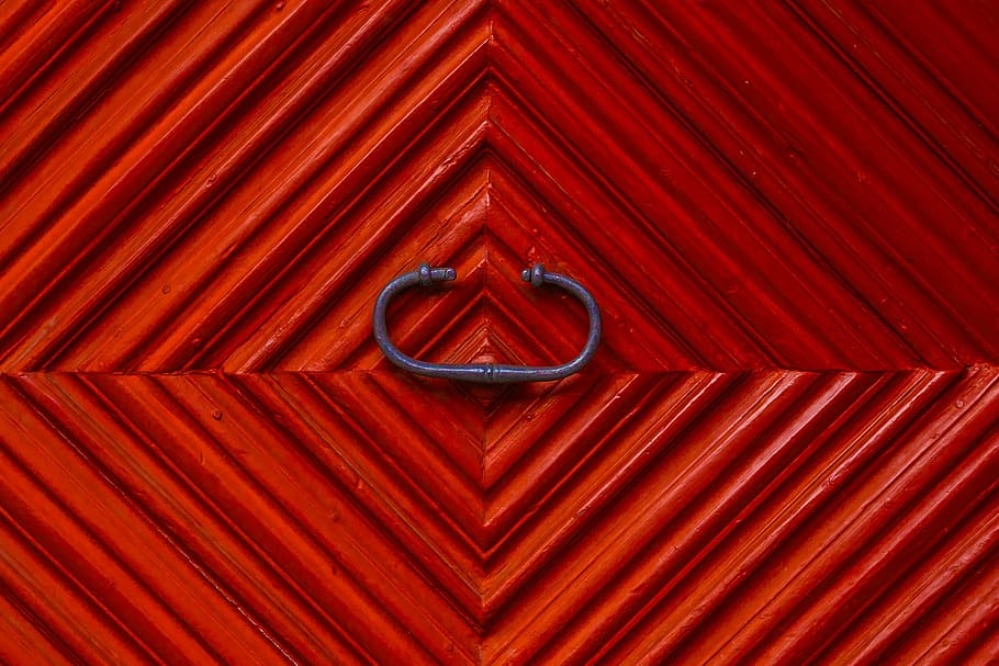 close-up photo of gray metal hook, texture, wood, door, red HD wallpaper