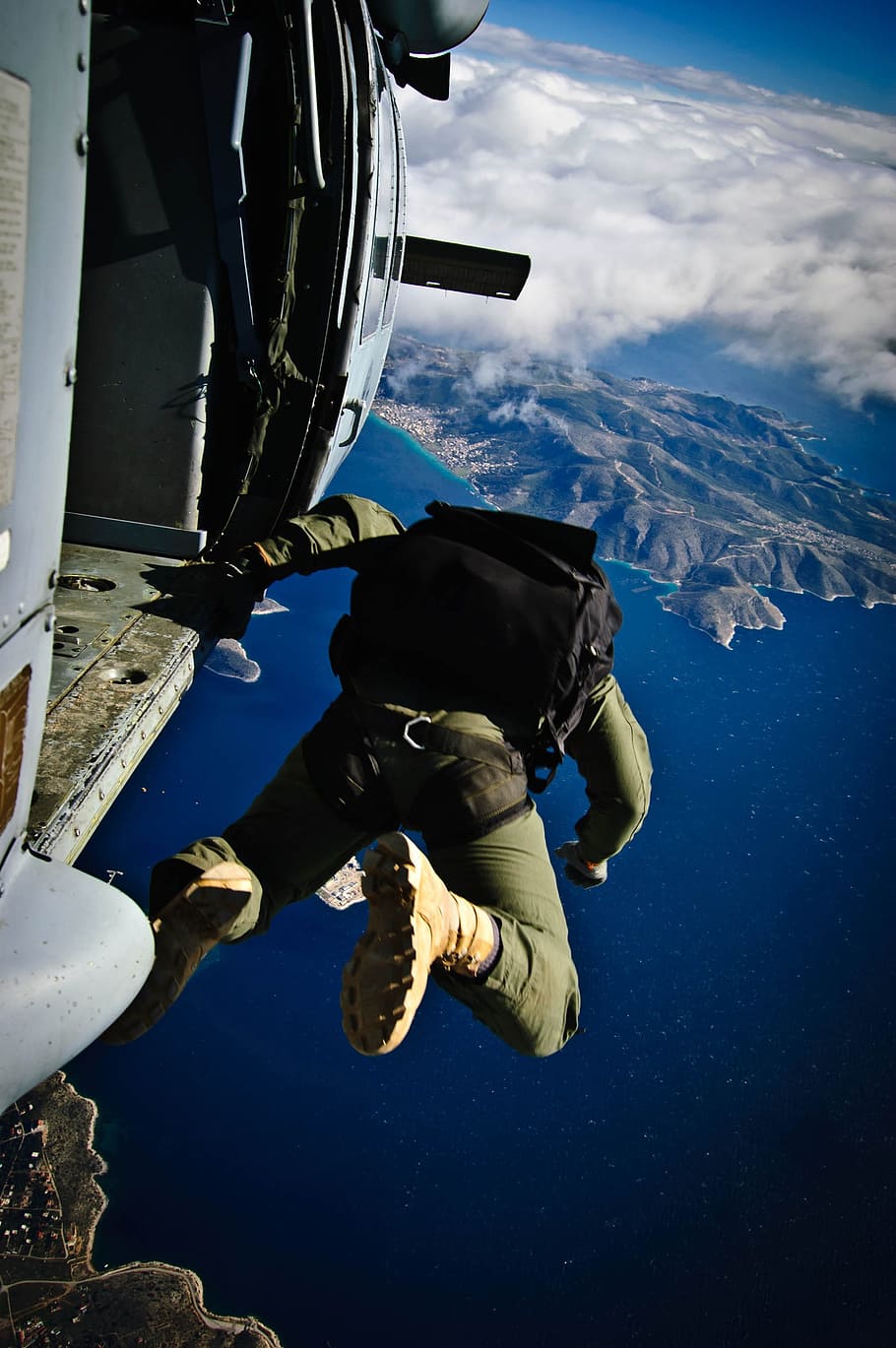 parachute, skydiving, parachuting, jumping, training, military HD wallpaper