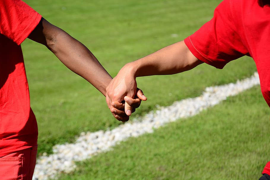 two men holding hands, handshake, team, two people, human body part HD wallpaper