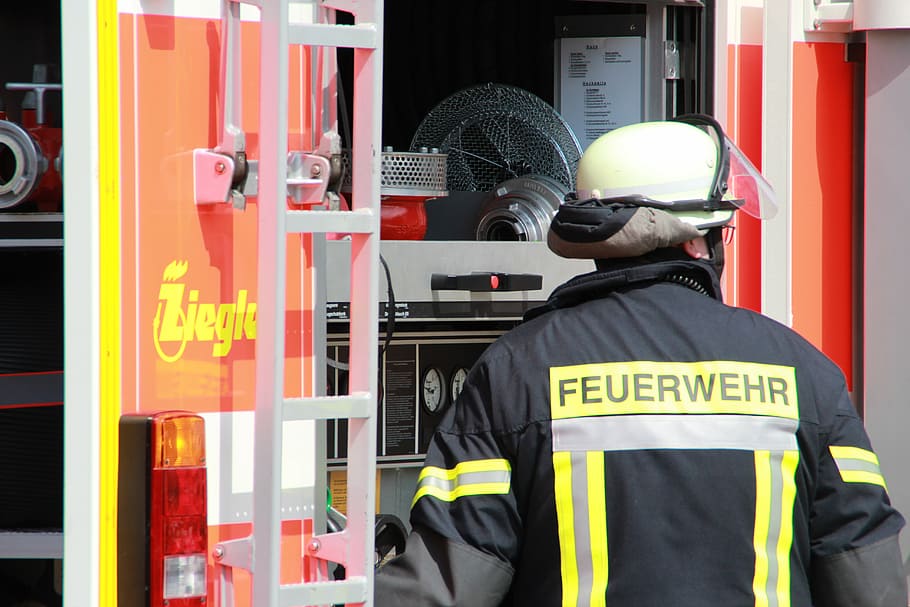 fire, machinist, pump, fire fighter, fire truck, fire-fighting vehicle HD wallpaper