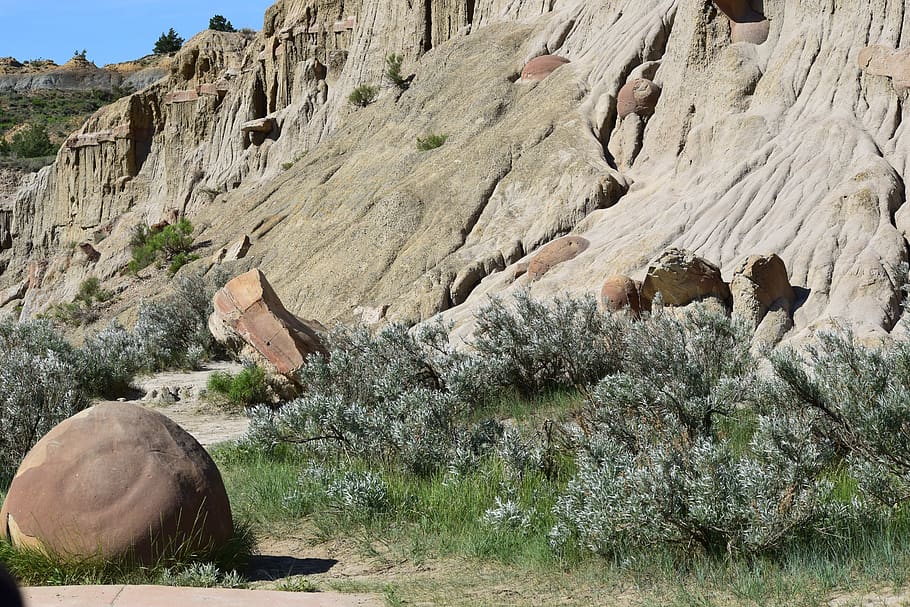 rocks, badlands, north dakota, theodore roosevelt national park, HD wallpaper